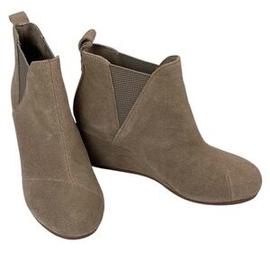 Toms Kelsey Suede Wedge Ankle Boot, Size 7.5